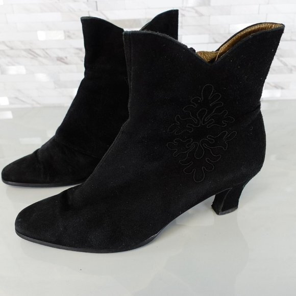 Yves Saint Laurent Boots Leather 35 Black Chelsea Ankle Bootie Steampunk‎ 5 YSL - Picture 1 of 16